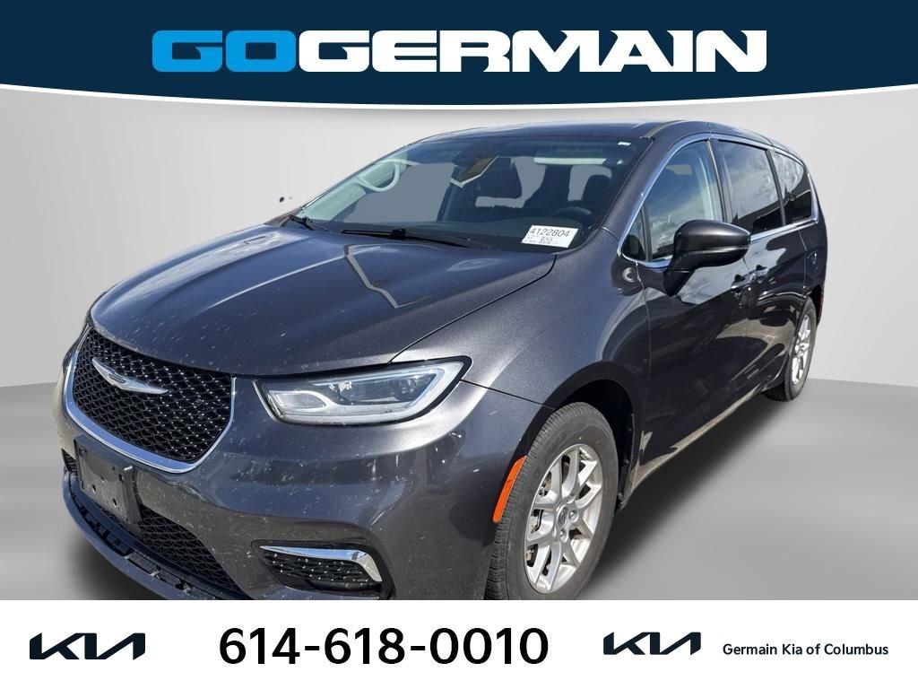 Used 2023 Gray Chrysler Touring L image 1