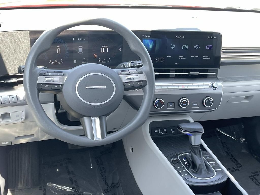 2025 Hyundai Kona SE - Photo 6