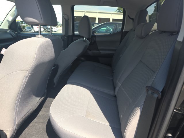 Used 2022 Midnight Black Metallic Toyota SR image 14