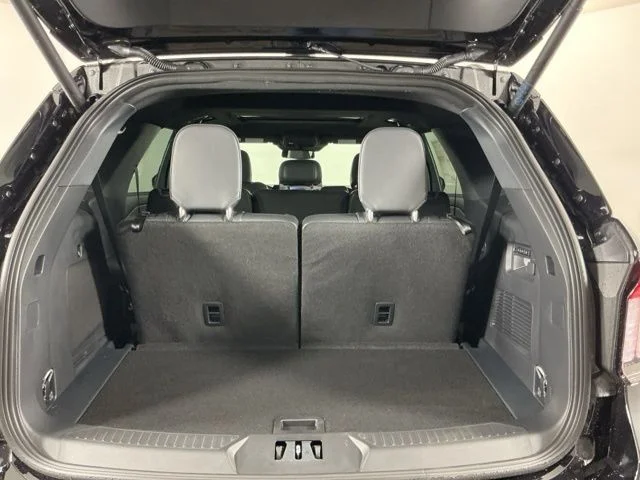New 2026 Agate Black Metallic Ford ST image 32