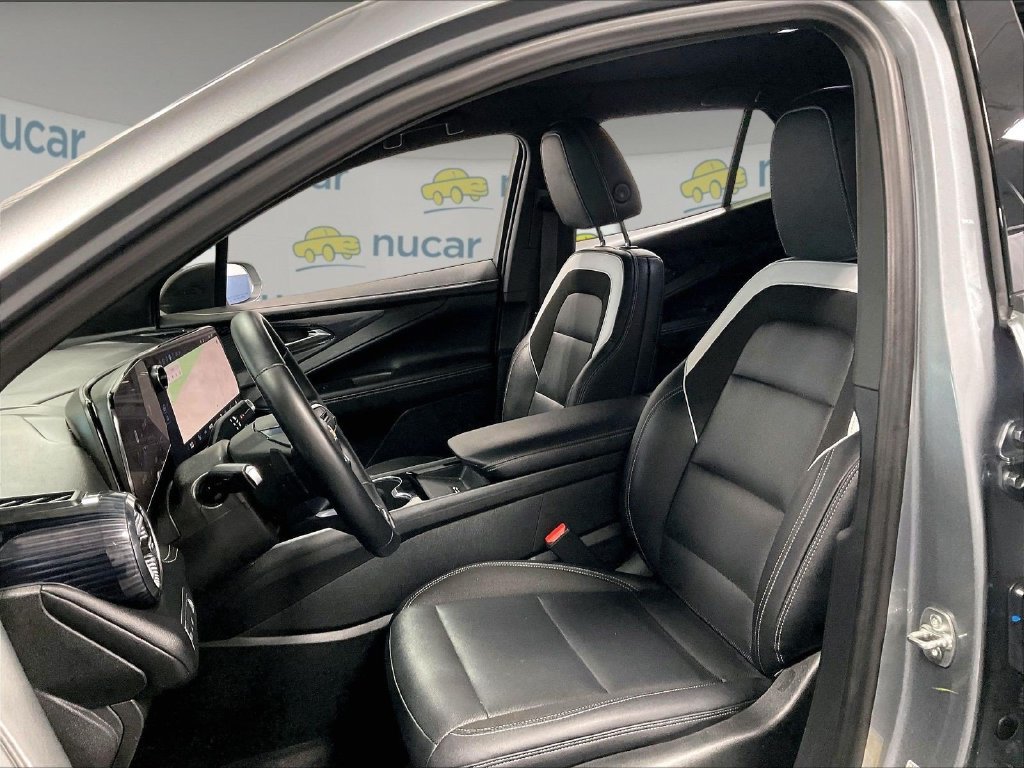 Used 2024 Gray Chevrolet LT image 10