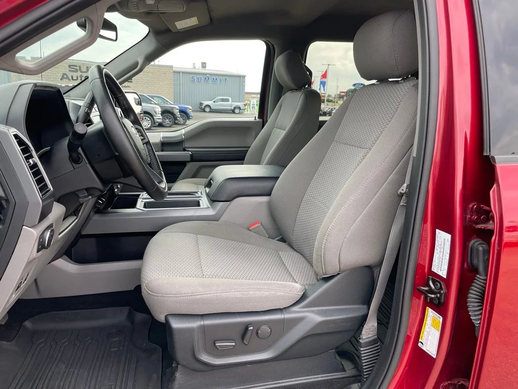 Used 2019 Ruby Red Metallic Ford XLT image 7