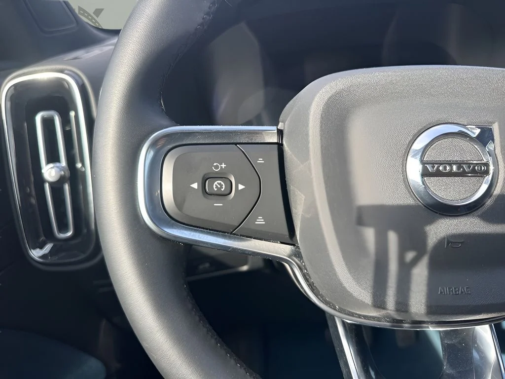 2023 Volvo C40 Ultimate - Photo 16