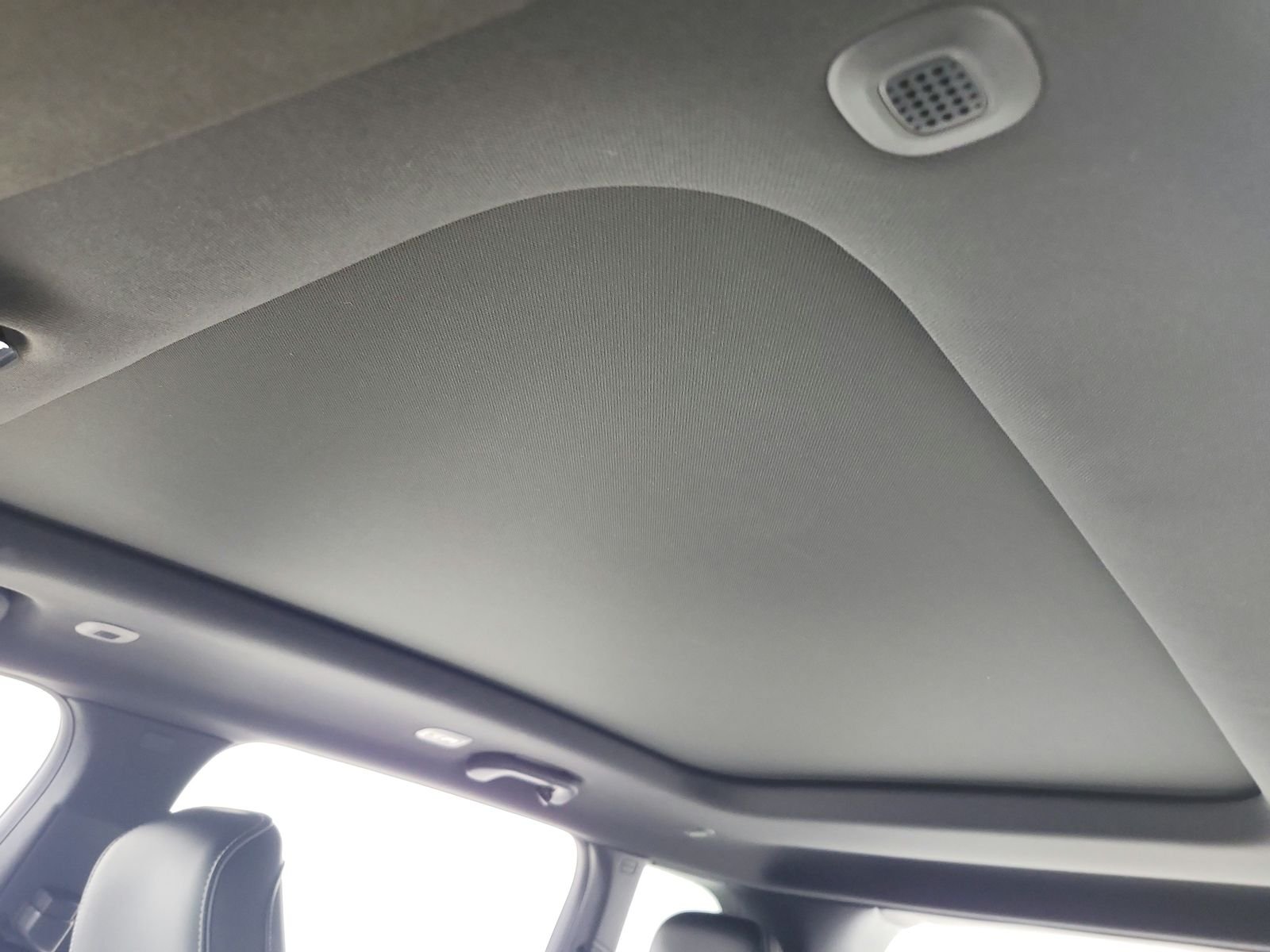 2023 Jeep Grand Cherokee Overland - Photo 23