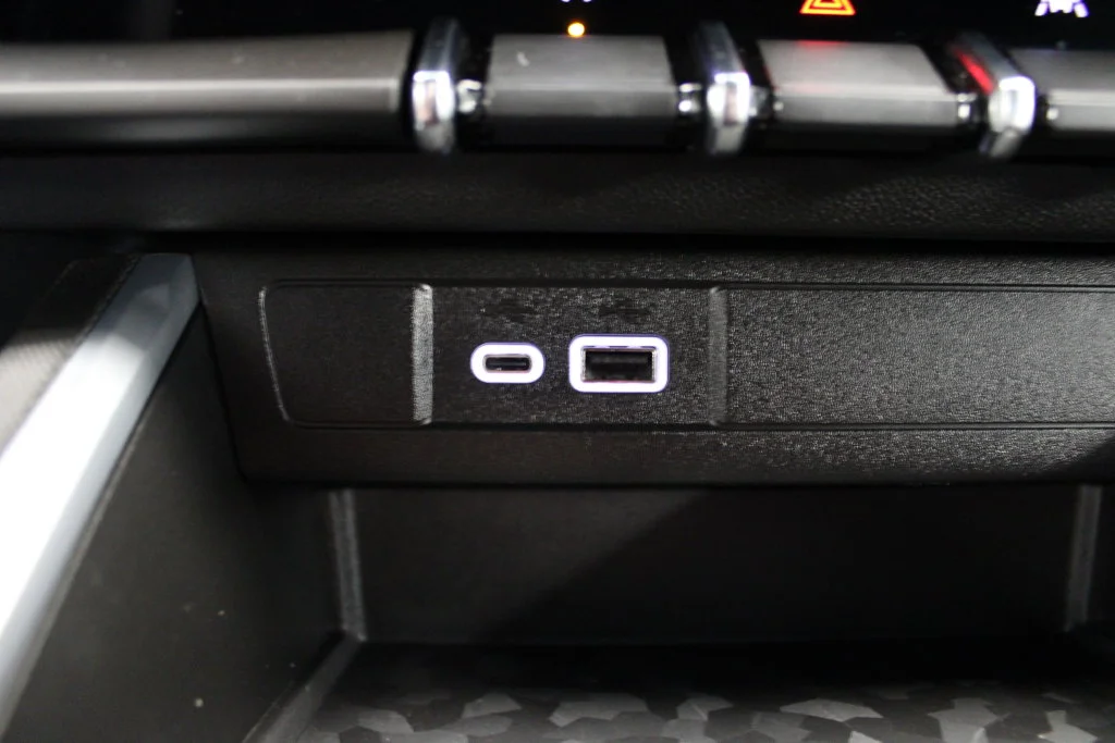 Used 2025 Metallic Chevrolet LT image 31