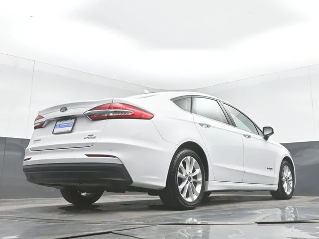 Used 2019 Oxford White Ford SE image 45