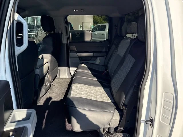 Used 2021 Oxford White Ford XLT image 13