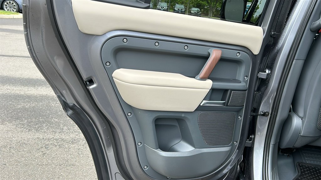 Certified Used 2024 Gray Land Rover X-Dynamic SE image 22