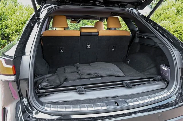 Used 2025 Black Lexus 350 Premium Plus image 63