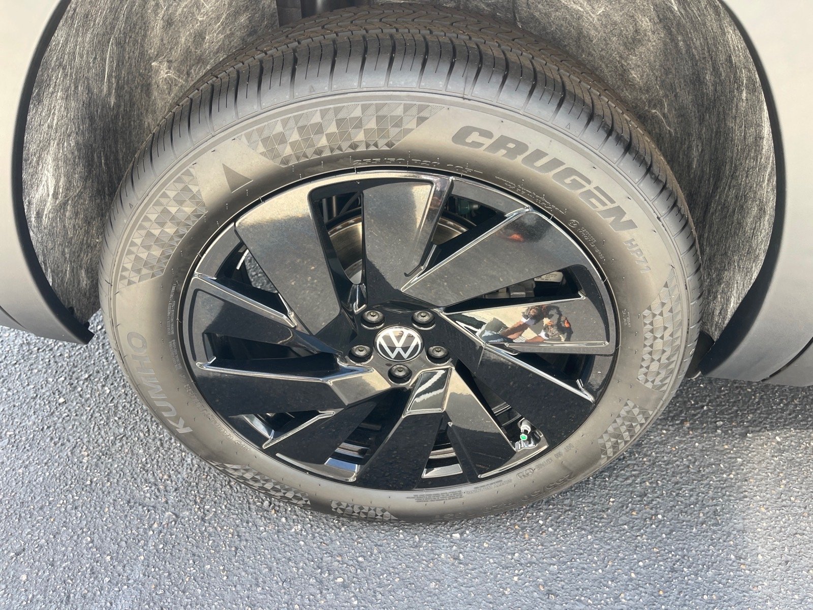 New 2026 Pure Gray Volkswagen SE image 20