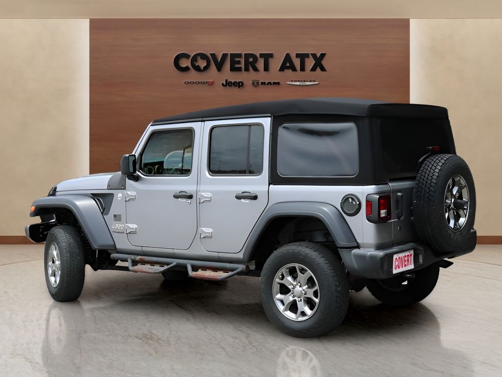 Used 2020 Silver Jeep Unlimited Sport image 3