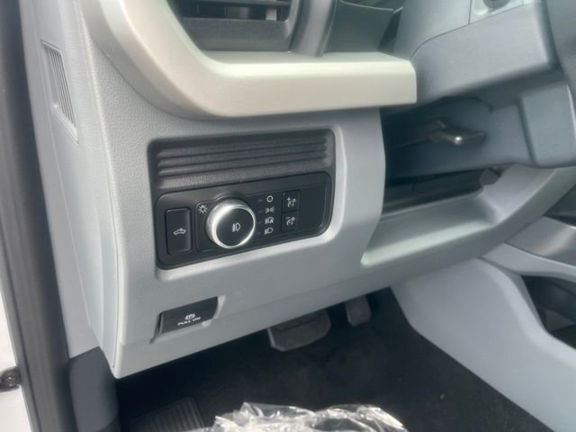 New 2026 Oxford White Ford XLT image 10