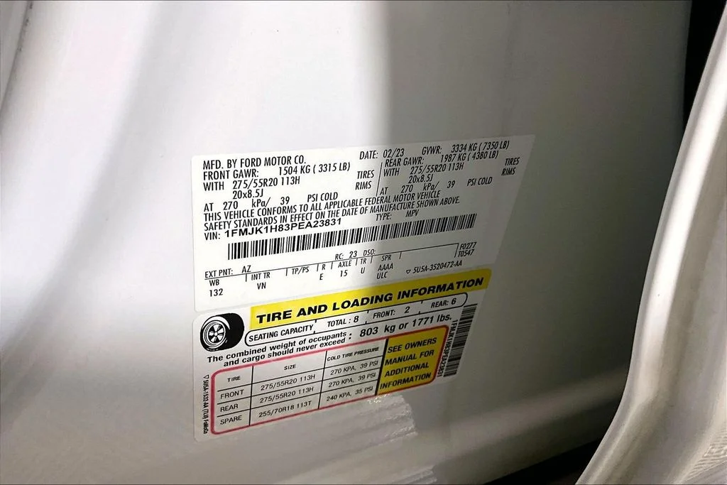 Used 2023 White Metallic Ford XLT image 27
