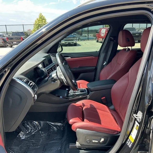 Used 2023 Jet Black BMW xDrive30i image 11