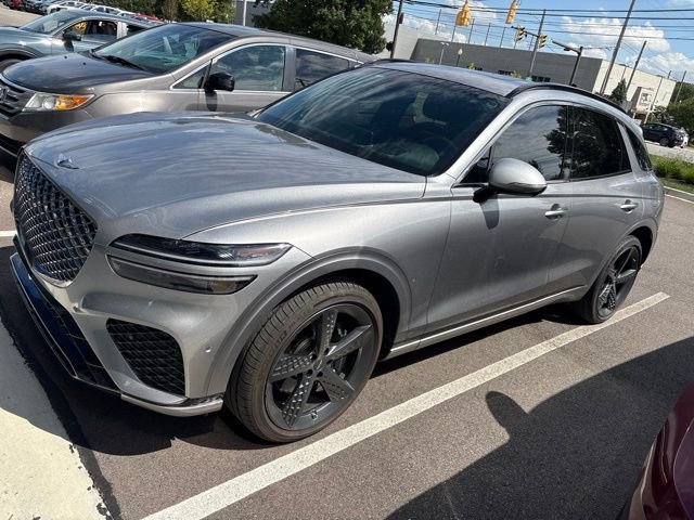 Used 2022 Silver Genesis 3.5T Sport image 2