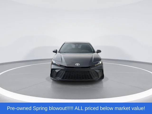 Used 2025 Gray Toyota SE image 3