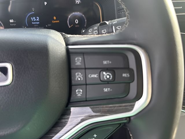 Used 2022 White Jeep Series III image 19