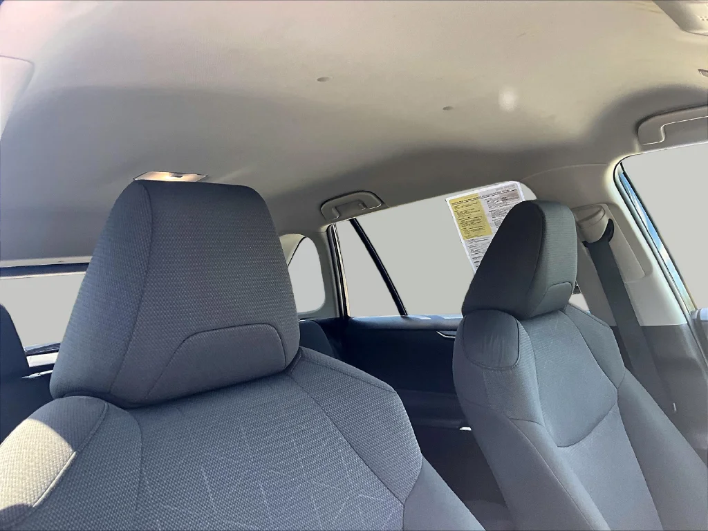 Used 2025 Midnight Black Metallic Toyota XLE image 22