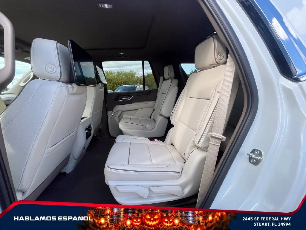 2027 GMC Yukon Denali - Photo 12