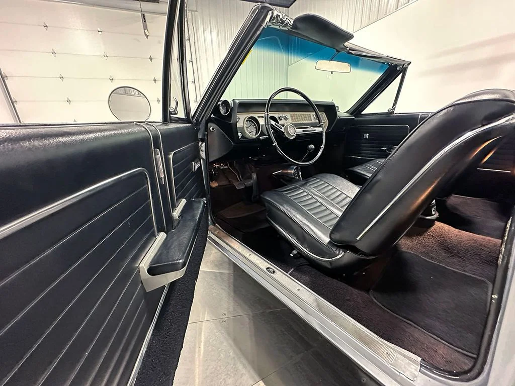 Used 1966 Silver Oldsmobile  image 47