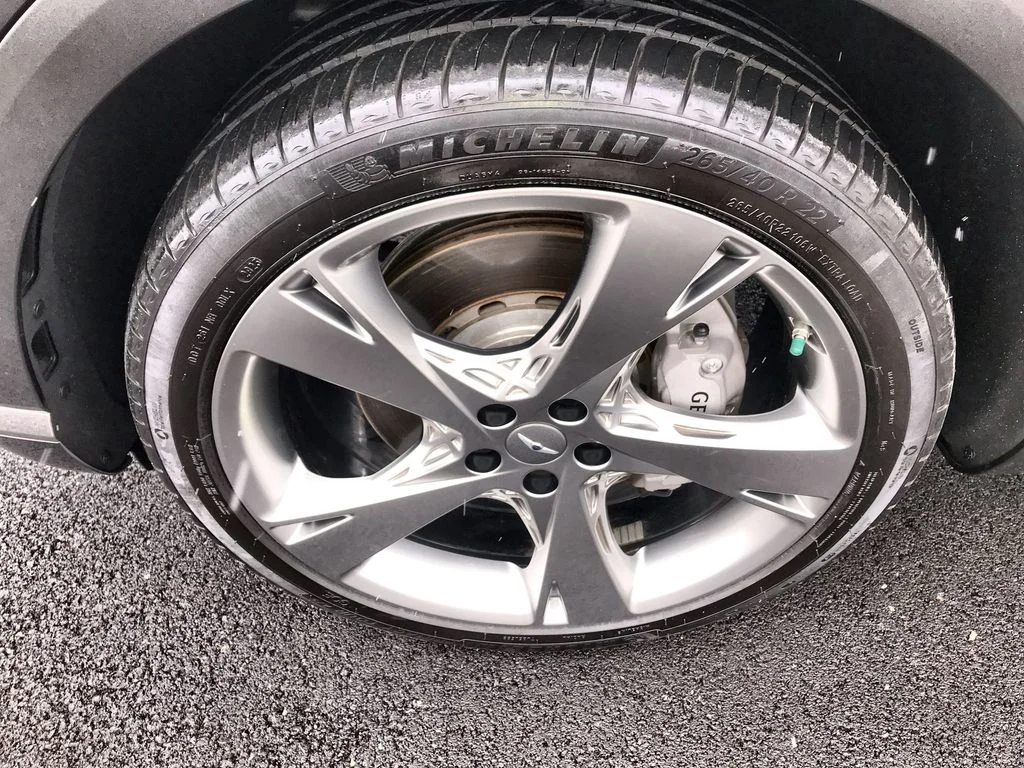 Used 2024 Gray Genesis 3.5T image 10