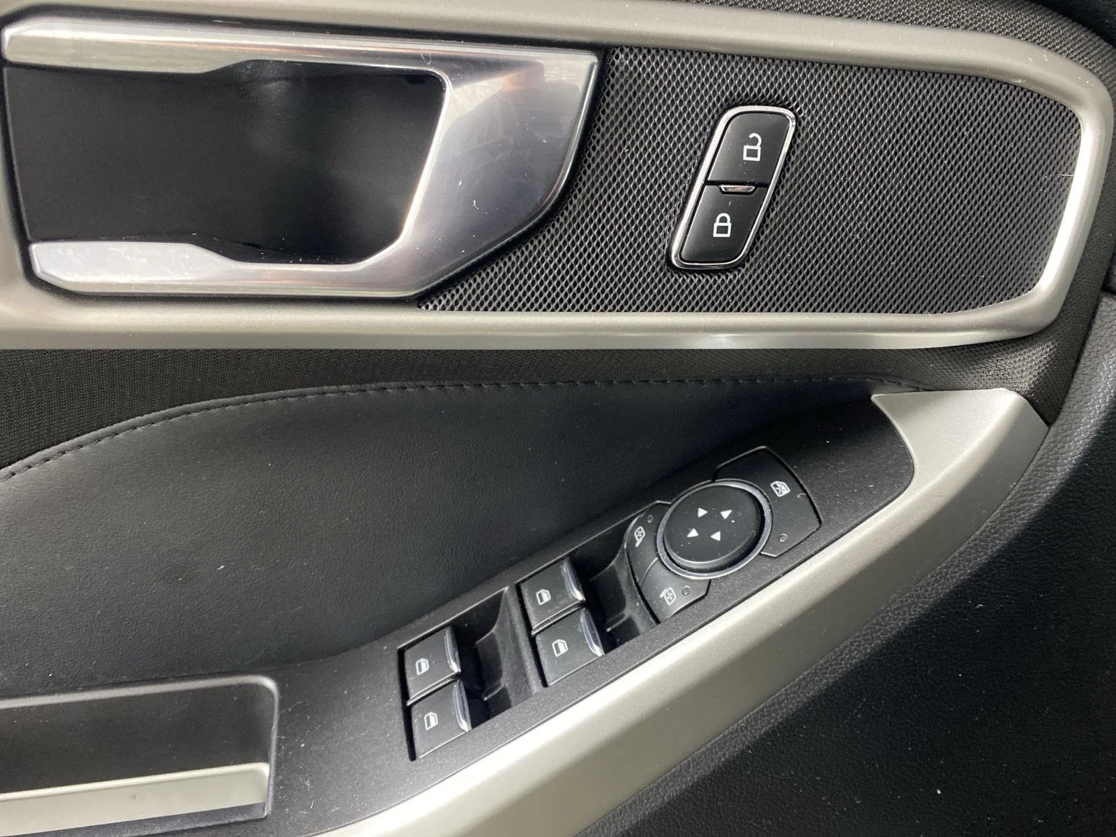 Used 2020 Agate Black Ford XLT image 15