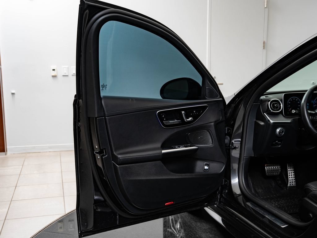 Used 2023 Graphite Grey Metallic Mercedes-Benz C 300 image 27