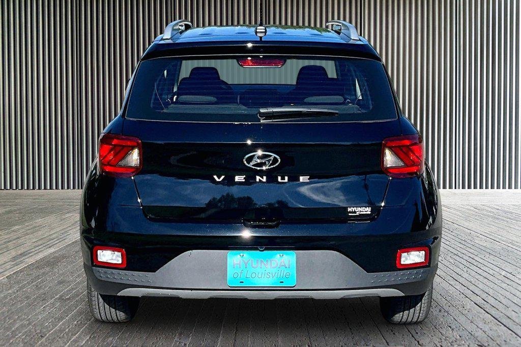 New 2026 Onyx Black Hyundai SEL image 4