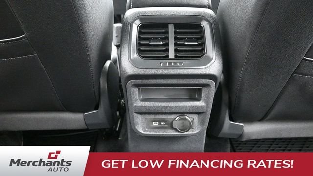 Used 2022 White Volkswagen 2.0T SE image 29