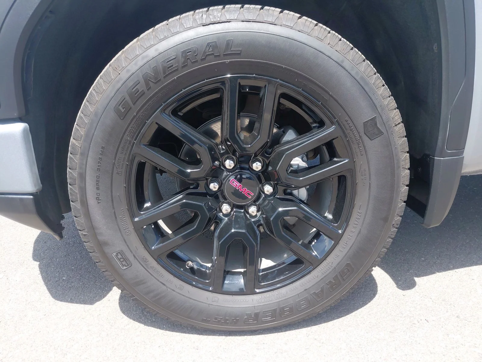 Used 2026 Silver GMC Elevation image 14
