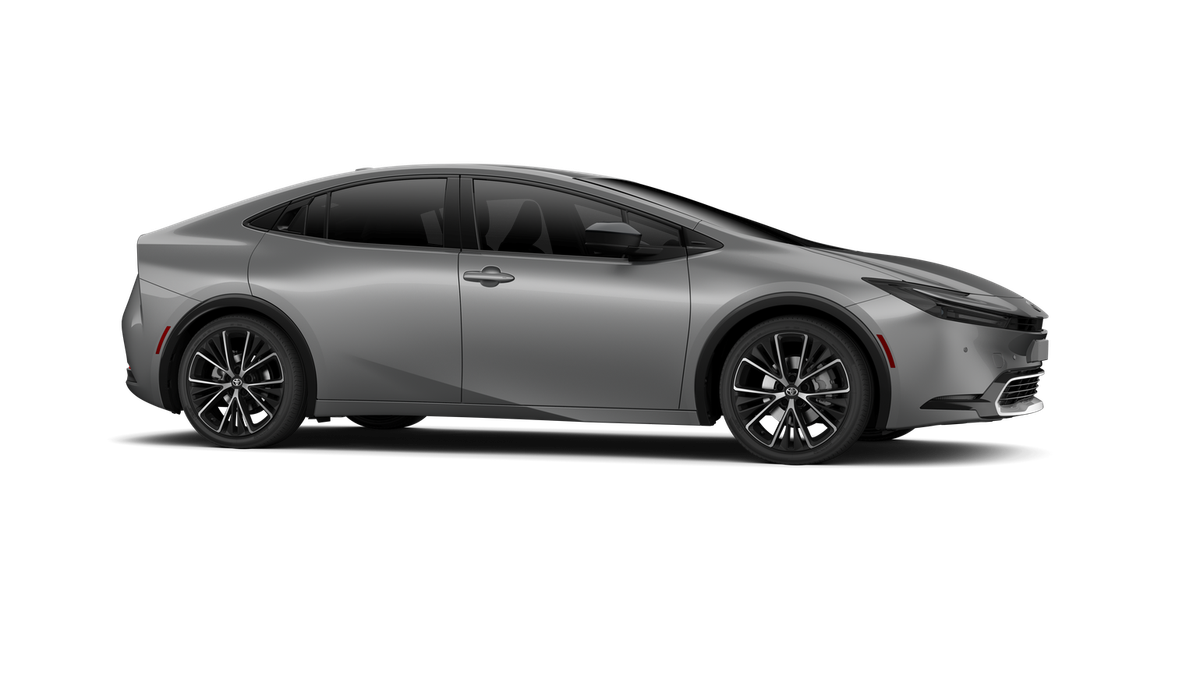 New 2027 Guardian Gray Toyota XLE image 13