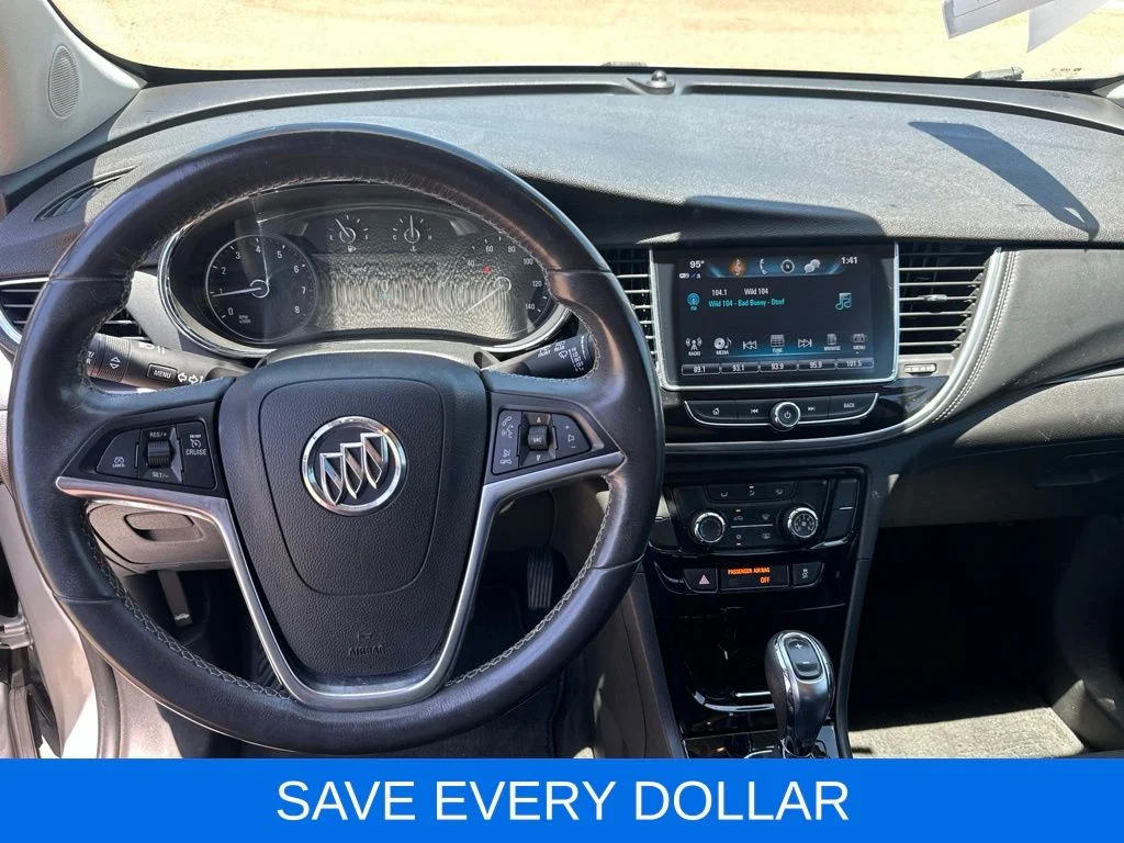 Used 2020 Silver Buick Preferred image 8