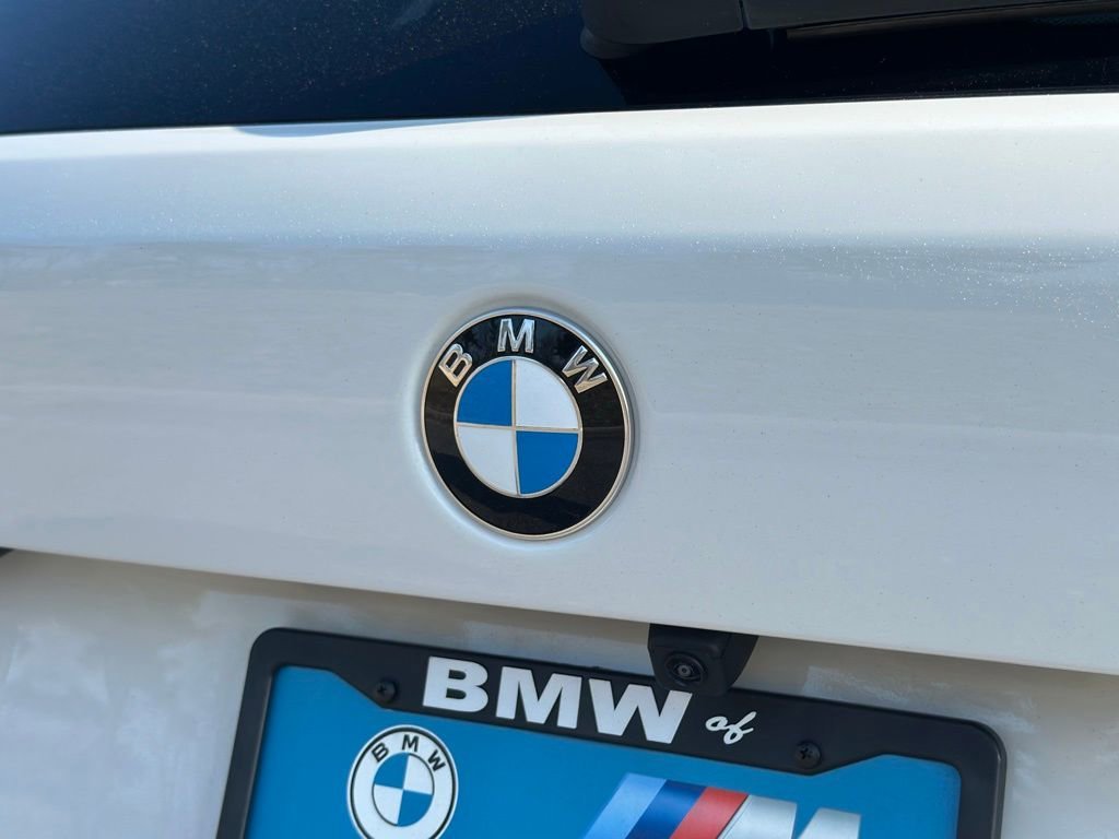 2026 BMW X5 M60i - Photo 13