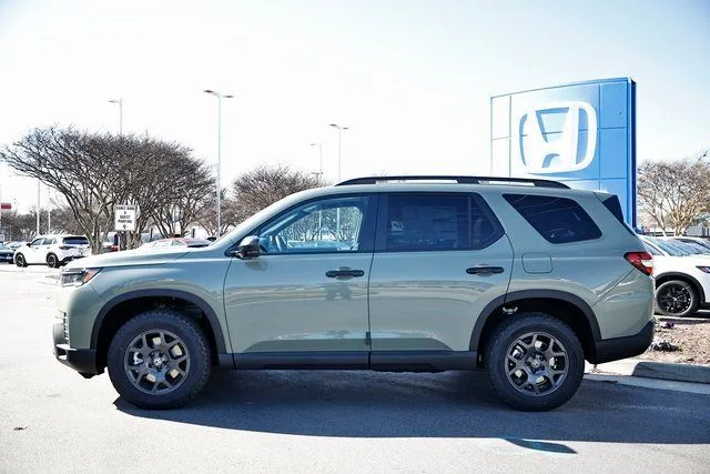 New 2026 Ash Green Metallic Honda TrailSport image 6