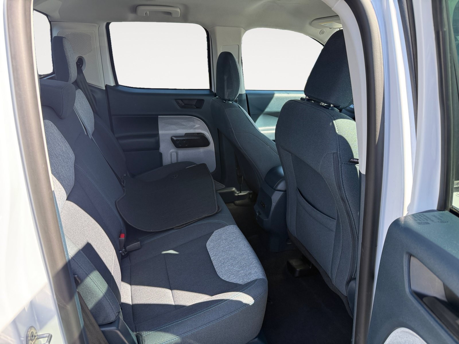 Used 2026 Oxford White Ford XLT image 18
