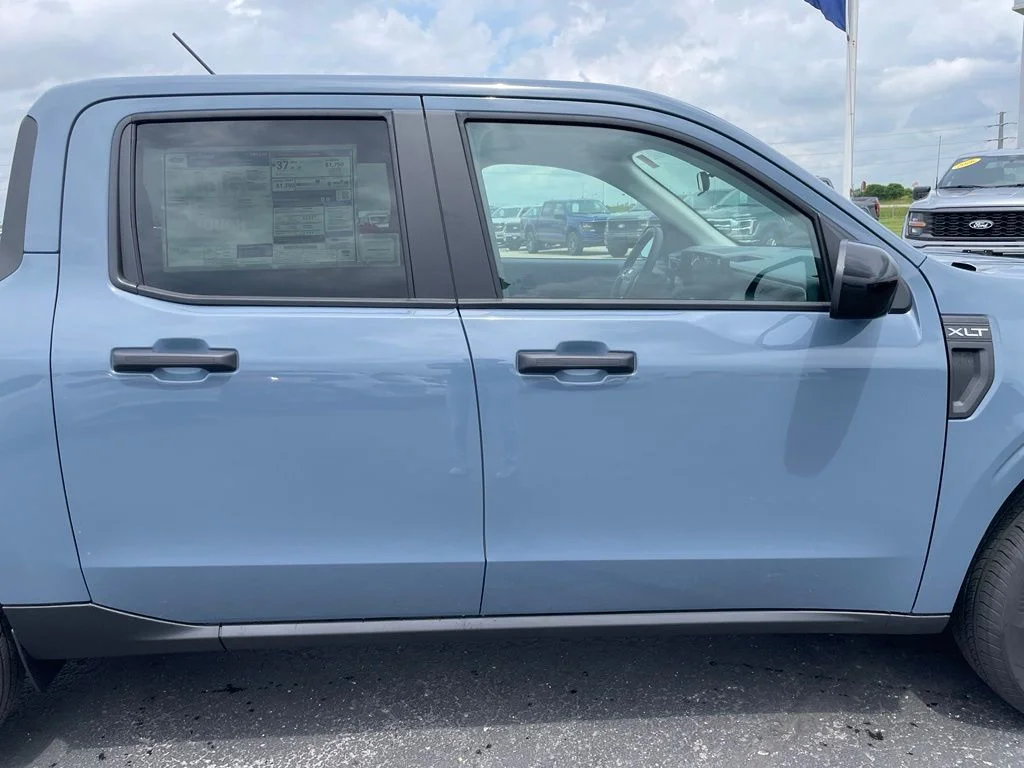New 2026 Azure Gray Metallic Tri-Coat Ford XLT image 36