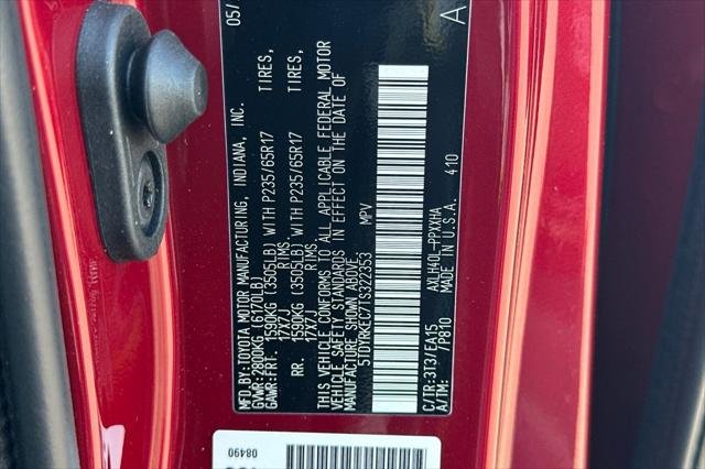 Certified Used 2026 RUBY FLARE PEARL Toyota  image 30