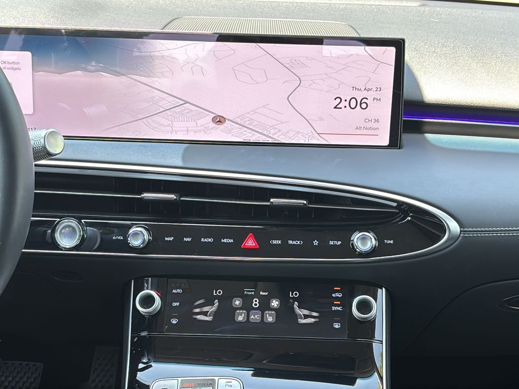 2026 GENESIS GV70 - Photo 19