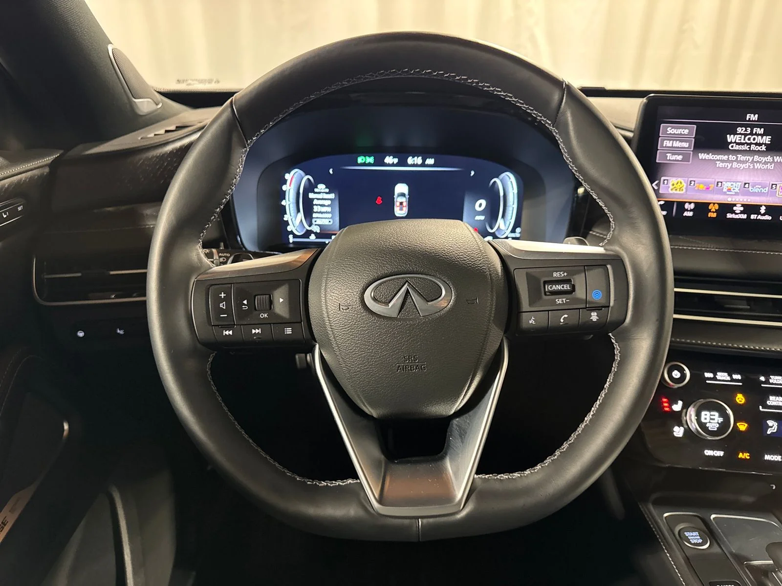Certified Used 2025 Obsidian Black INFINITI Autograph image 22