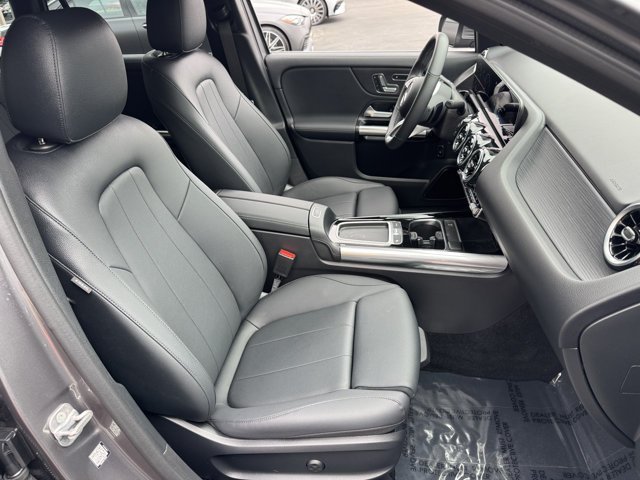 Used 2026 Mountain Grey Metallic Mercedes-Benz GLA 250 image 6