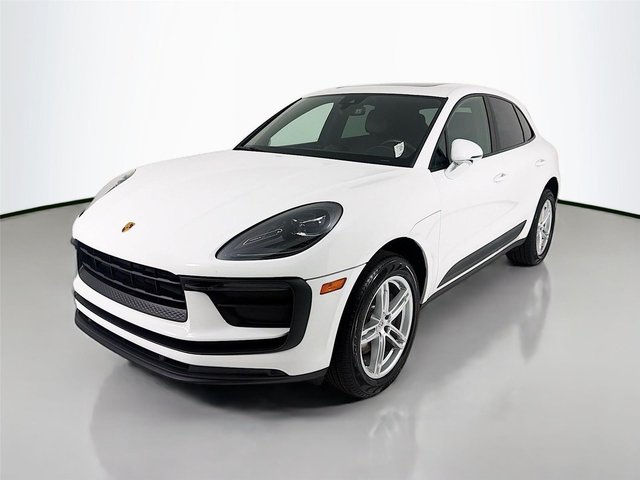 2022 Porsche Macan 