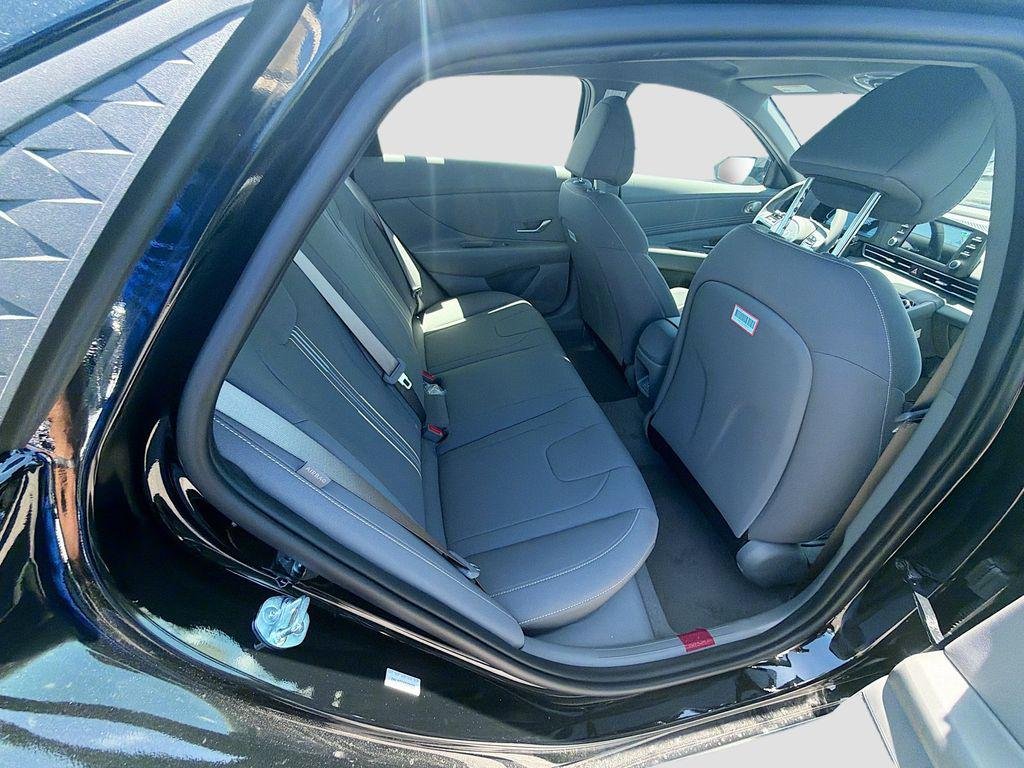 New 2026 Abyss Black Hyundai SEL Sport image 19