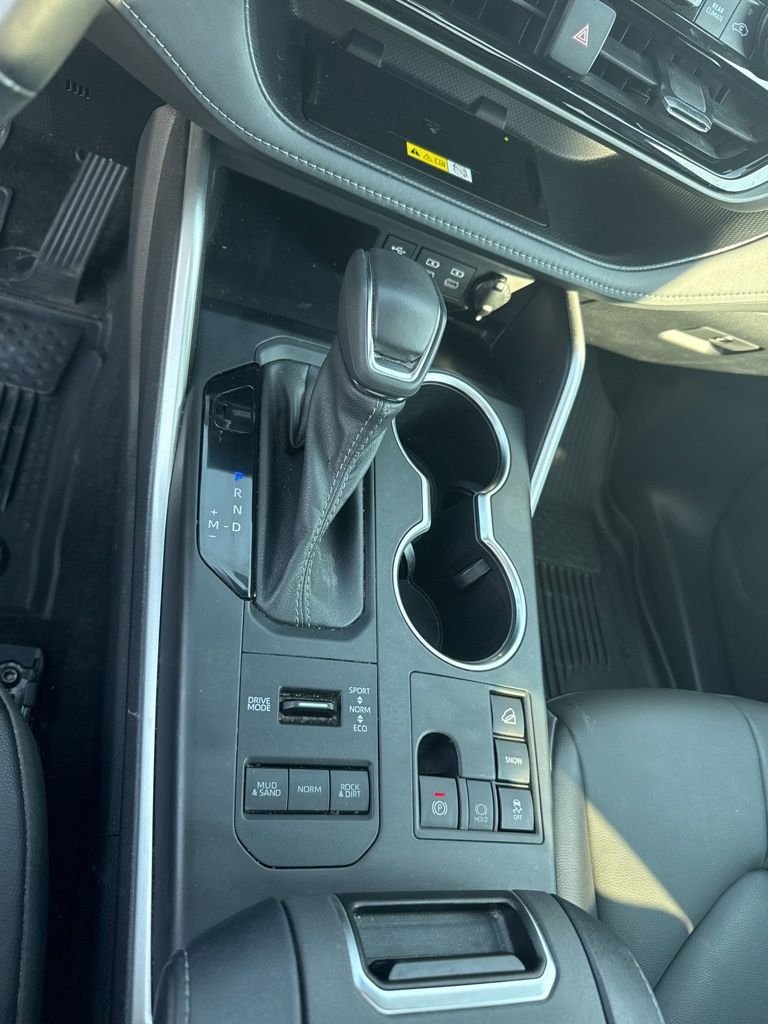 Used 2023 Midnight Black Metallic Toyota XLE image 20