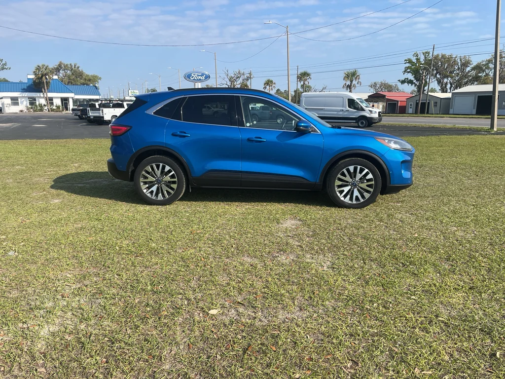2020 Ford Escape Titanium - Photo 6