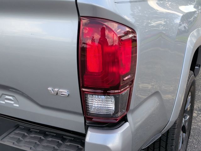 Certified Used 2022 Silver Toyota SR5 image 12