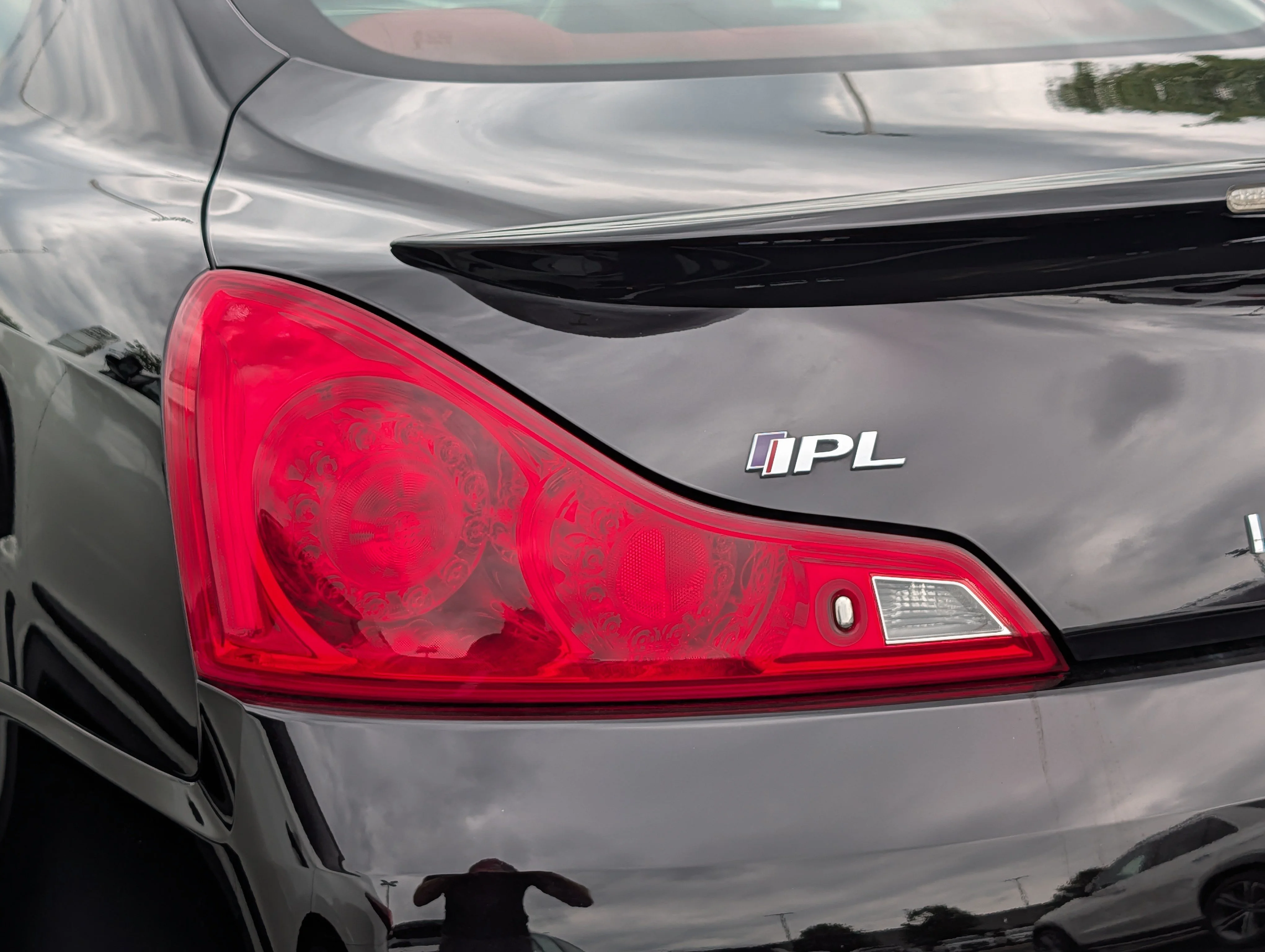 Used 2011 Malbec Black INFINITI IPL image 17