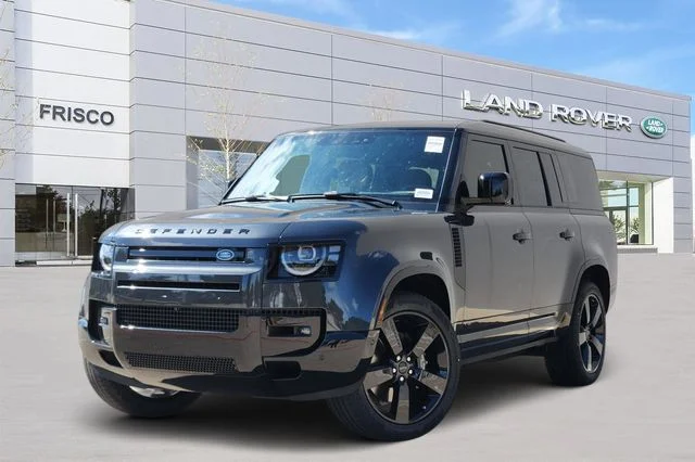 2026 Land Rover Defender 130 V8 P500's photo