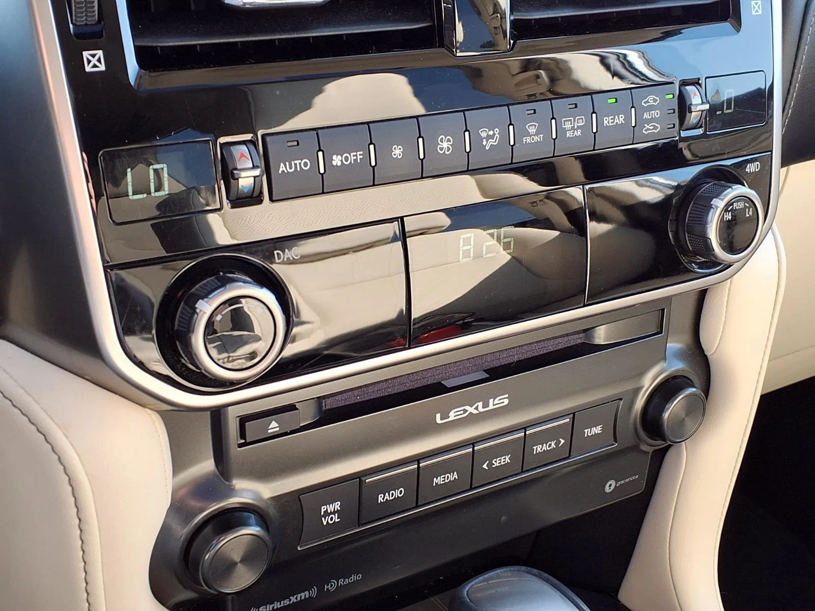 Used 2023 Onyx Black Lexus GX 460 Premium image 14
