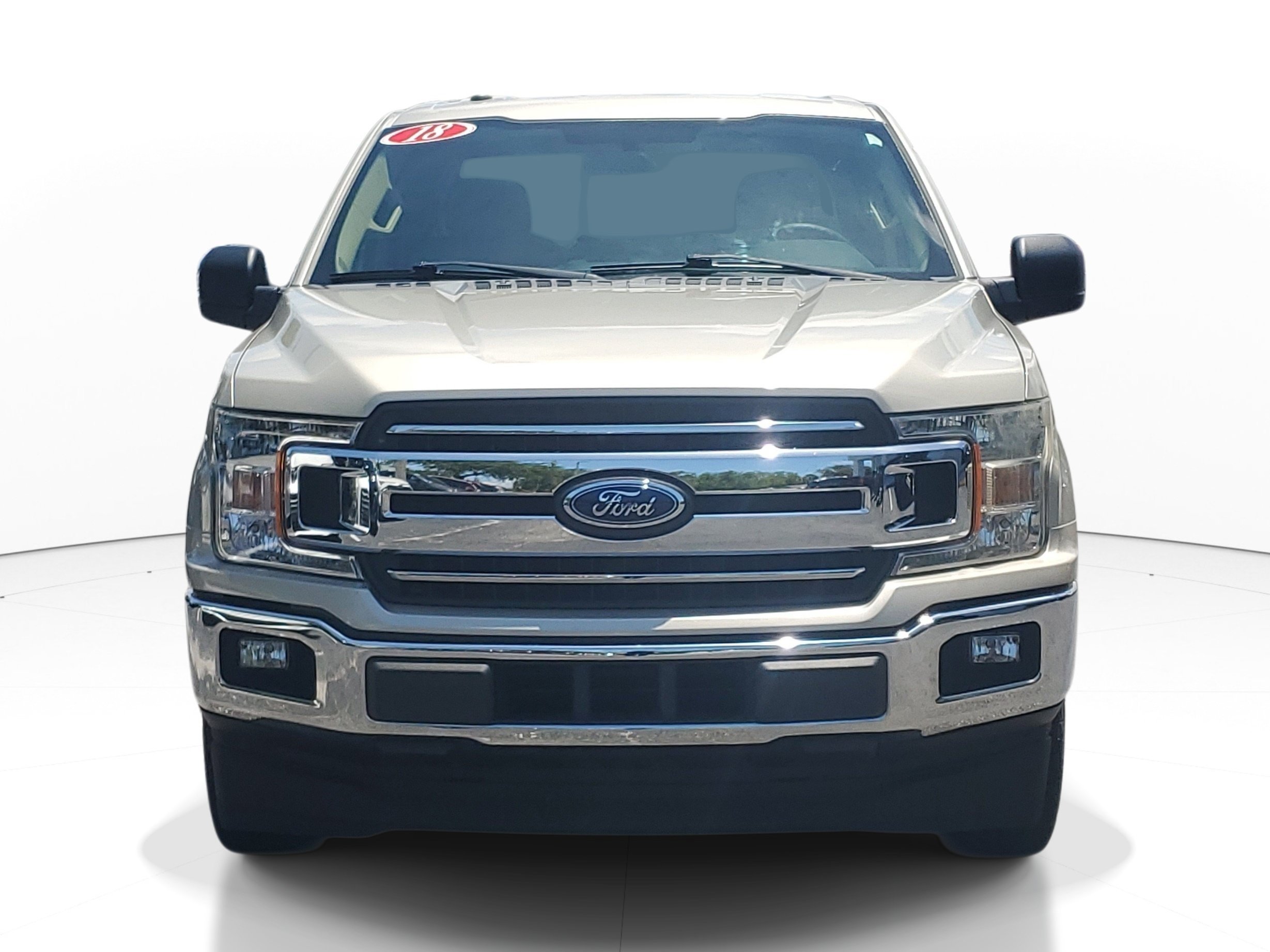 Used 2018 White Gold Ford XLT image 1