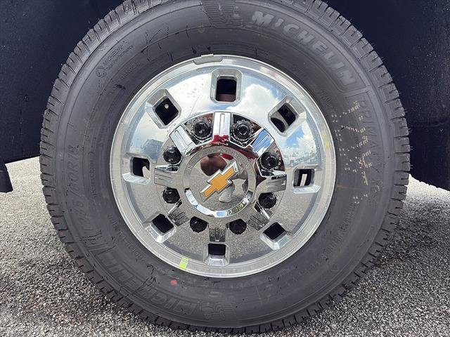 2026 Chevrolet Silverado 3500 HD High Country - Photo 9